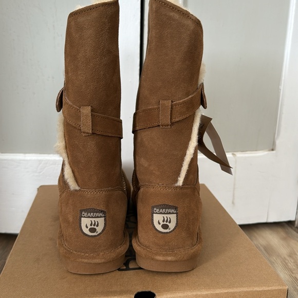 Women’s Bearpaw Tatum Boots. Size 10. New in box. - Picture 2 of 6